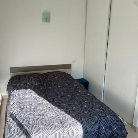 Agreable 2 Pieces En Ville Comme A La Campagne Nice Extérieur photo
